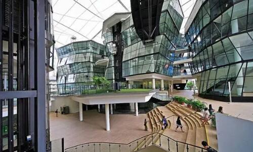 新加坡拉萨尔艺术学院一年学费多少？